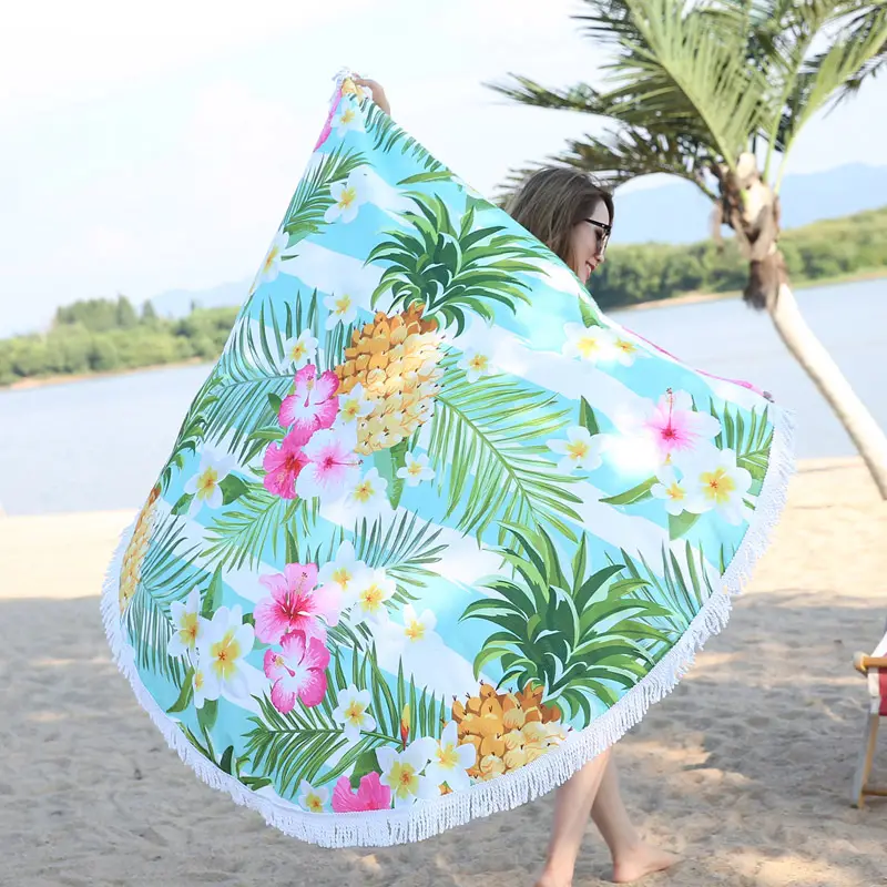 Model Display - Lefovs Round Beach Towels 37 Pineapple Round Beach Towel Pattern L2