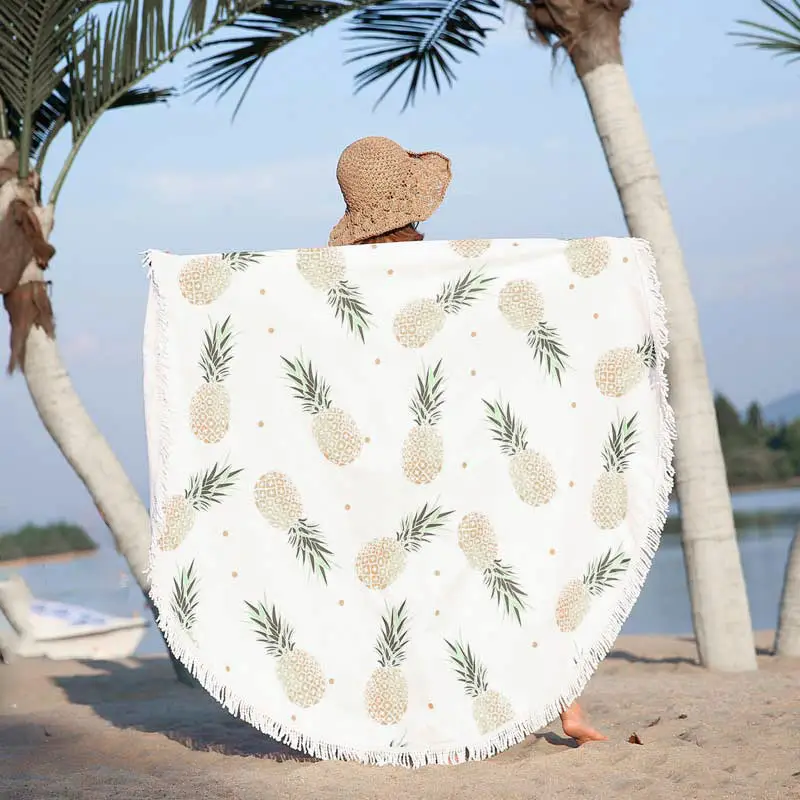 Model Display - Lefovs Round Beach Towels 43 Pineapple Round Beach Towel Pattern L9