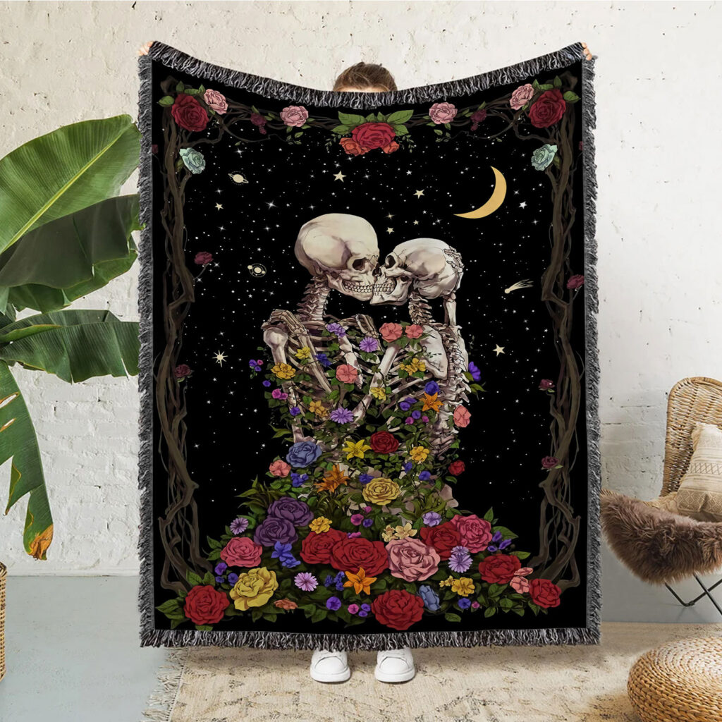 Rose Skull Pattern Flannel Throw Blanket