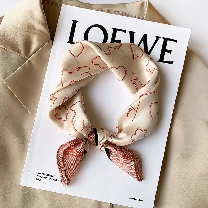 Fashionable Natural Silk Scarf 53 x 53 cm 5 SKU 02 17213 红色