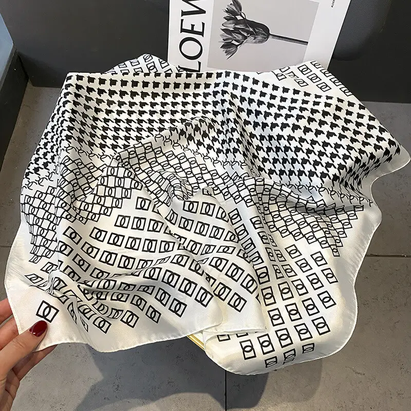 Imitatedsilk fabric Silk Scarf 70 x 70cm 91 SKU 11 29113 白色
