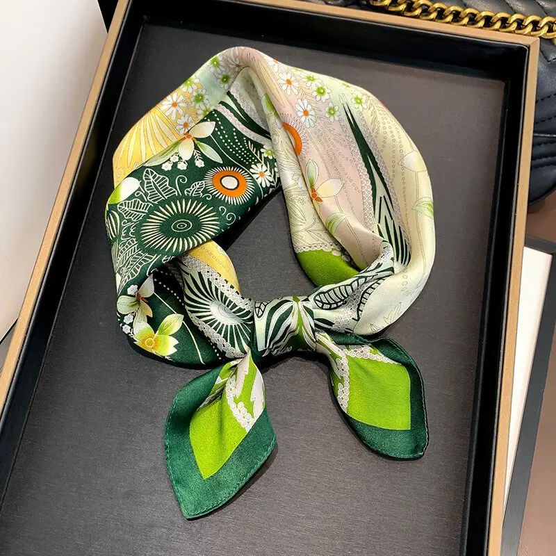 Fashionable Natural Silk Scarf 53 x 53 cm 32 SKU 16 15305 嫩绿