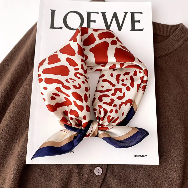 Fashionable Natural Silk Scarf 53 x 53 cm 49 SKU 24 17306 黑边