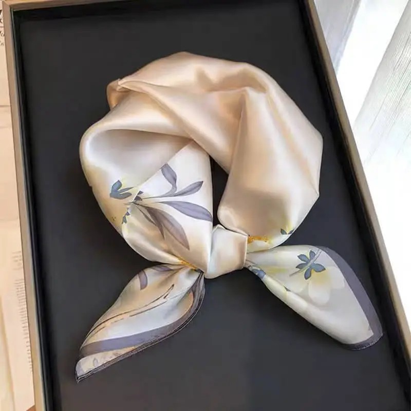 Fashionable Natural Silk Scarf 53 x 53 cm 75 SKU 37 14305 主图