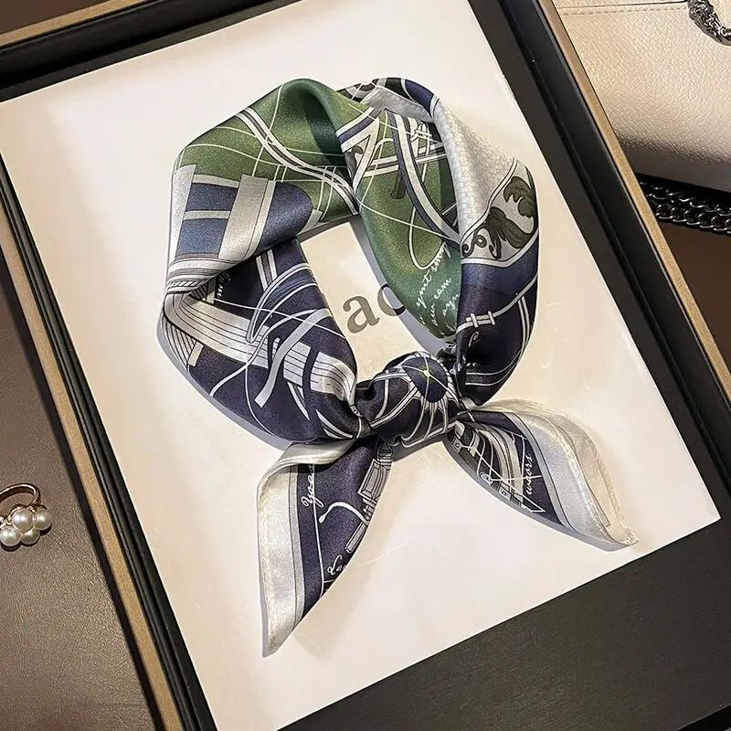Fashionable Natural Silk Scarf 53 x 53 cm 97 SKU 48 15226 绿色