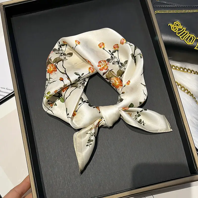 Fashionable Natural Silk Scarf 53 x 53 cm 98 SKU 49 14319 主图