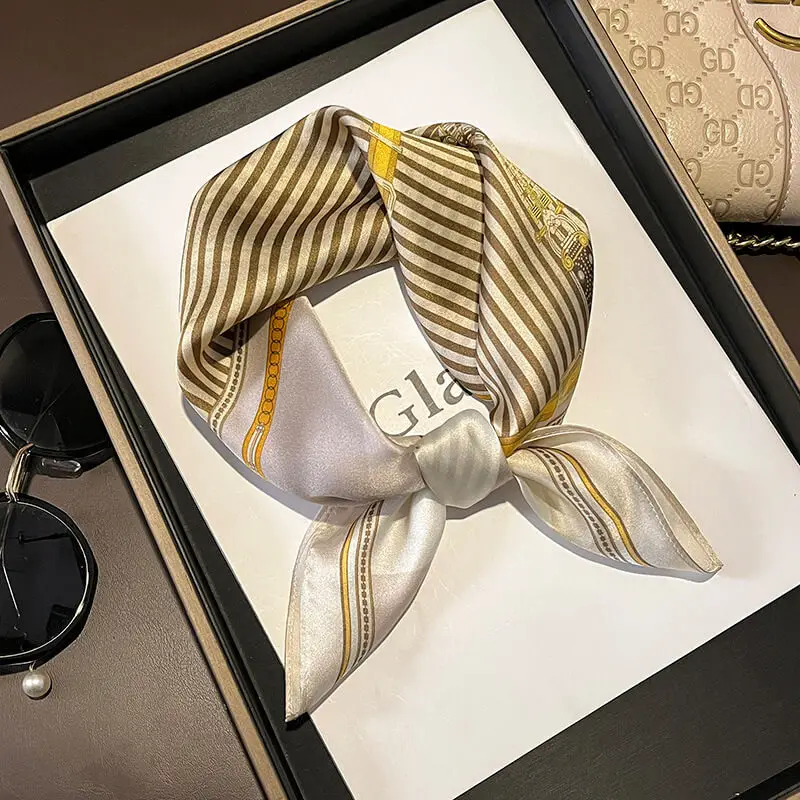 Fashionable Natural Silk Scarf 53 x 53 cm 105 SKU 52 15229 香槟