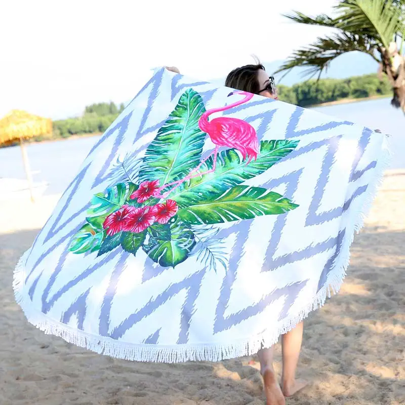 Model Display - Lefovs Round Beach Towels 32 beach round towel flamingo