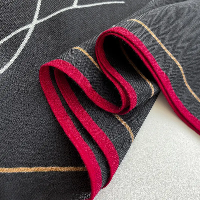 High-end Imitating Cashmere Scarf 70 x 70cm 21 主图 03 2 1